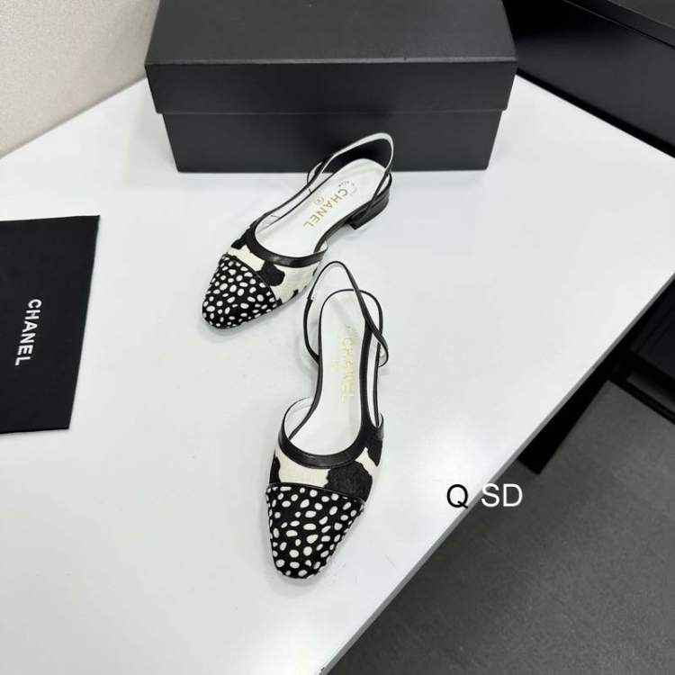 Picture of Chanel Shoes _SKUChanelsz35-40SD04102654